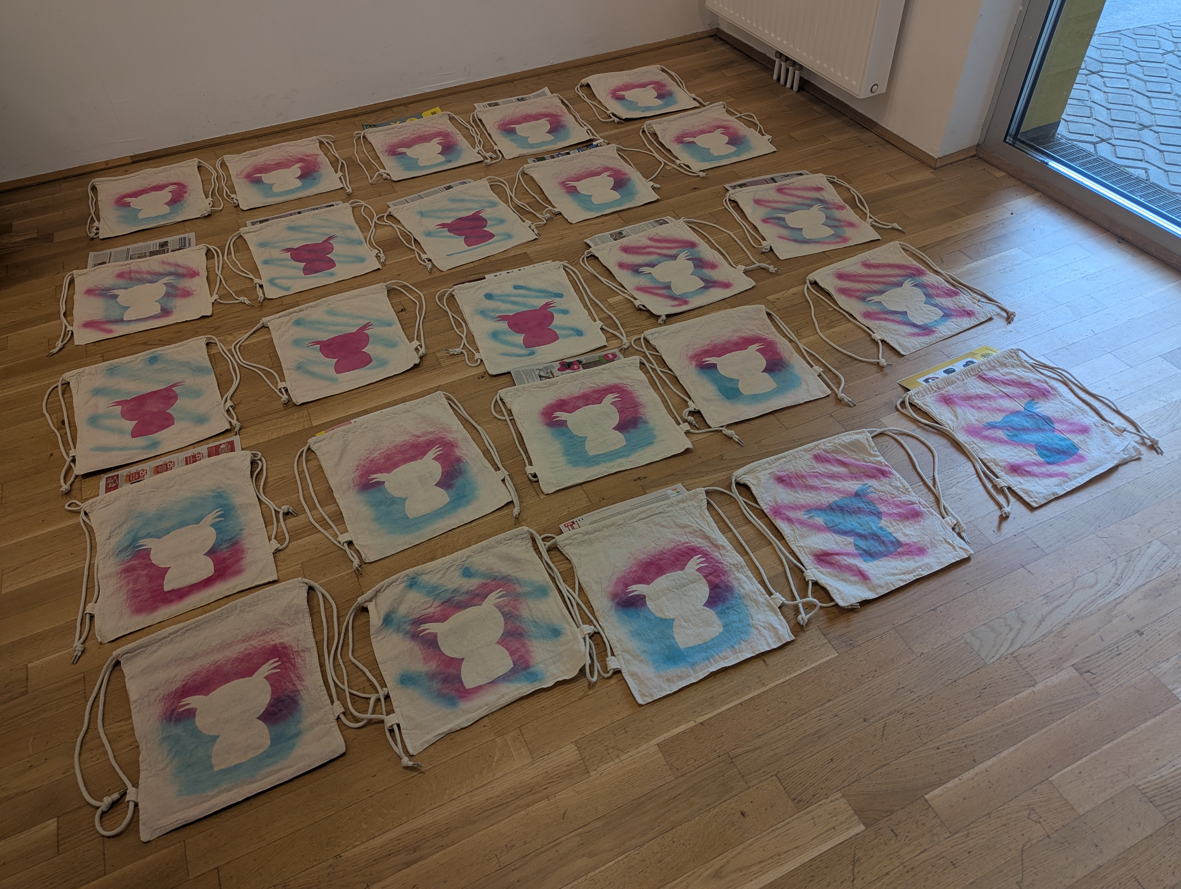 Preparing the tote bags